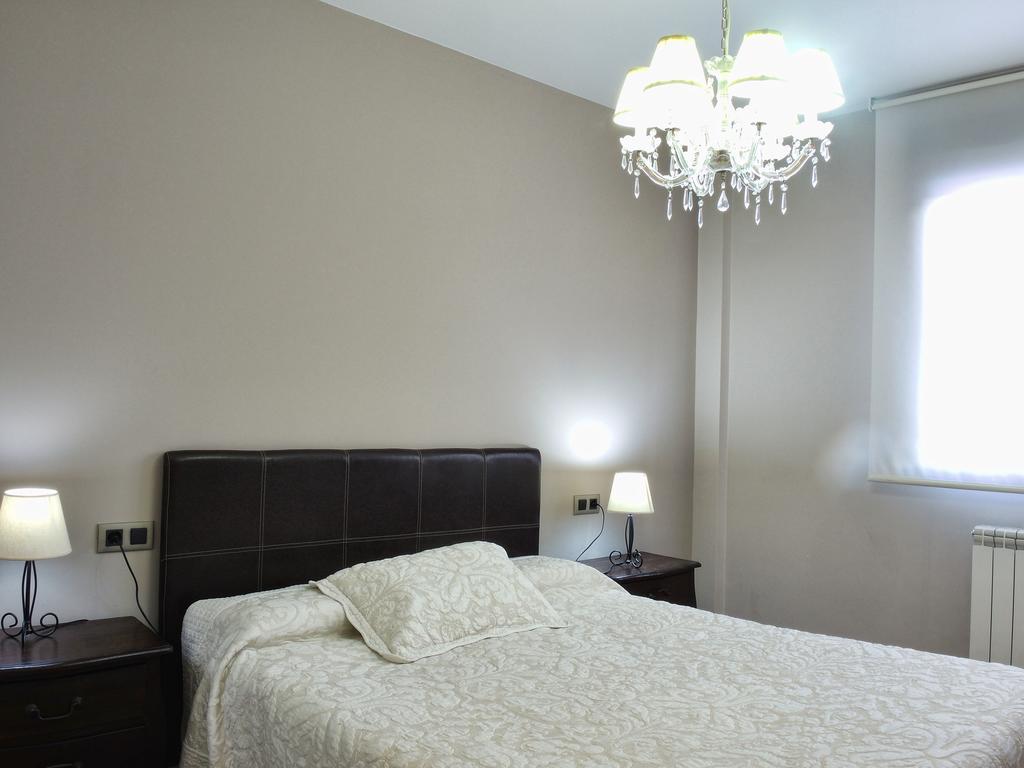 Salamanca Centro Apartamentos ภายนอก รูปภาพ