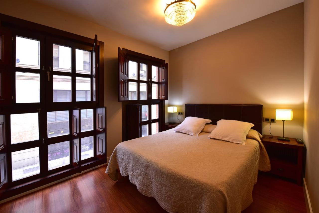 Salamanca Centro Apartamentos ภายนอก รูปภาพ