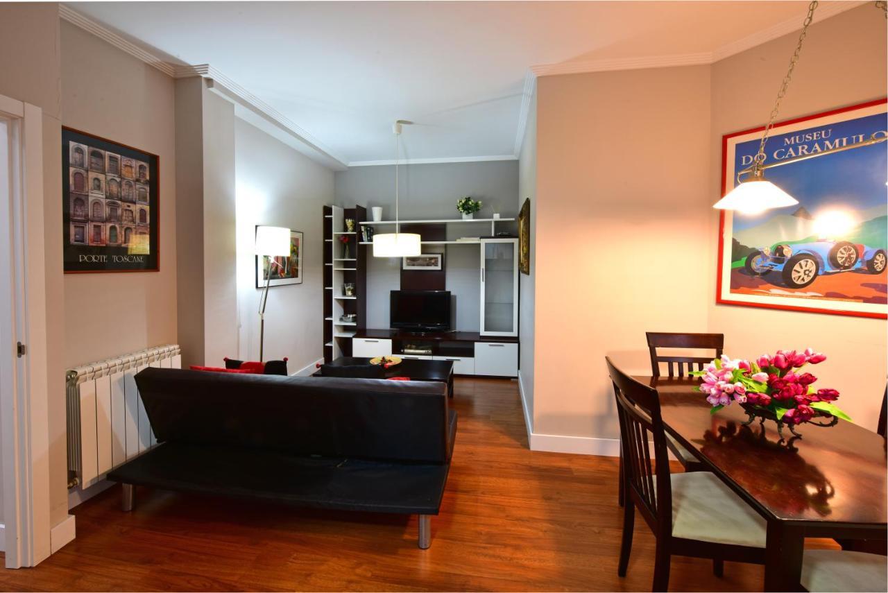 Salamanca Centro Apartamentos ภายนอก รูปภาพ