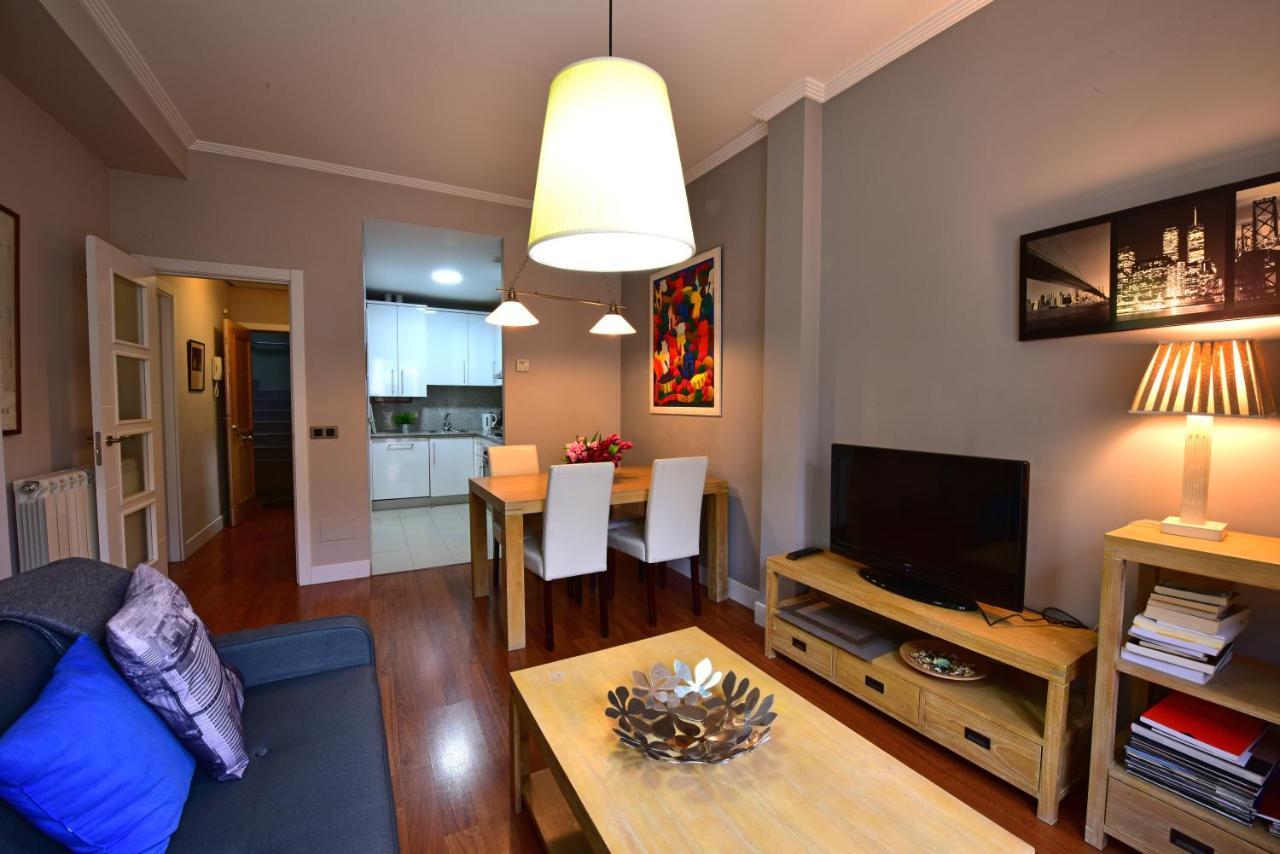 Salamanca Centro Apartamentos ภายนอก รูปภาพ
