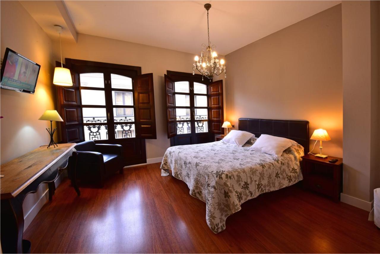 Salamanca Centro Apartamentos ภายนอก รูปภาพ