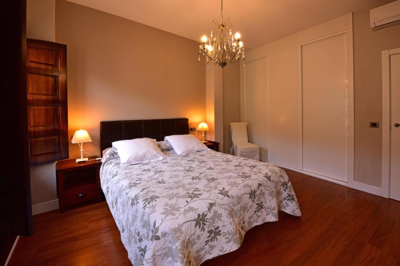 Salamanca Centro Apartamentos ภายนอก รูปภาพ