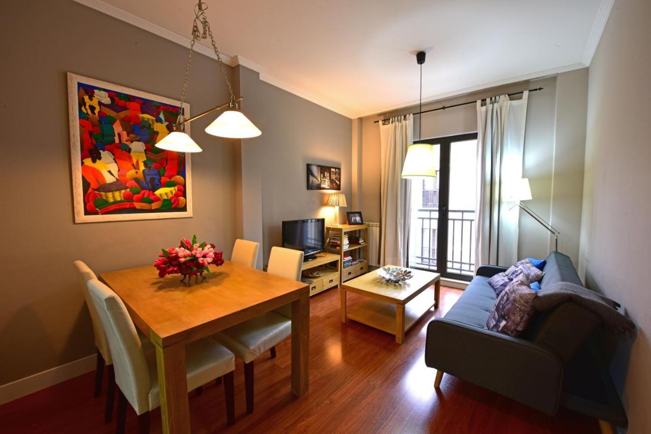 Salamanca Centro Apartamentos ภายนอก รูปภาพ